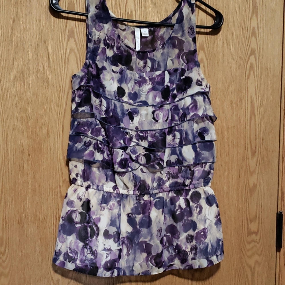 💕 Ruffled peplum style tank